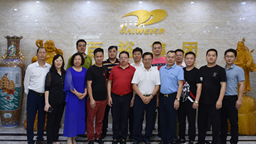 傾聽(tīng)企業(yè)心聲：南寧市民營(yíng)企業(yè)家聯(lián)合會(huì)走訪百裕集團(tuán)